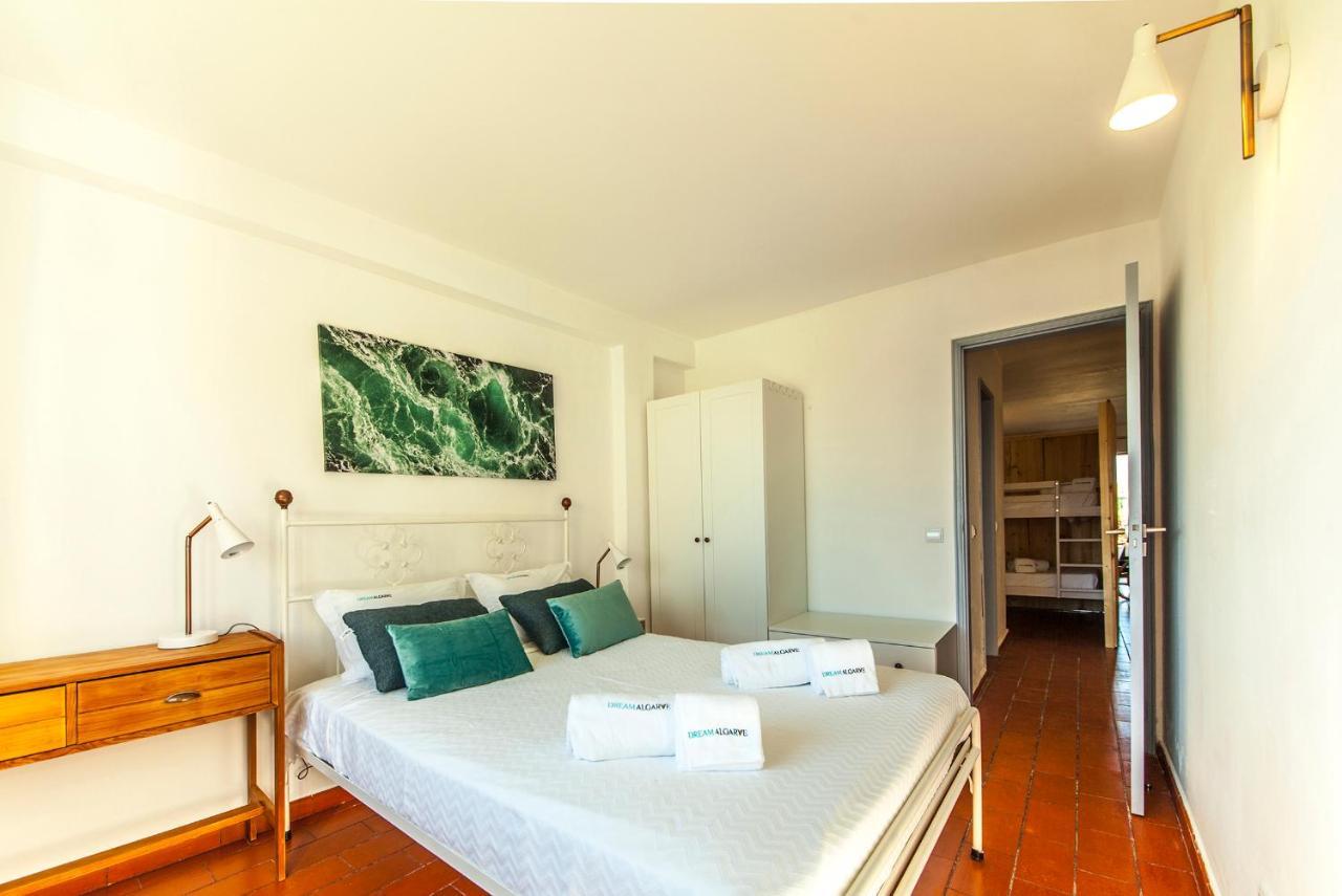 B20 - Sun And Pool Apartment Lagos Eksteriør bilde